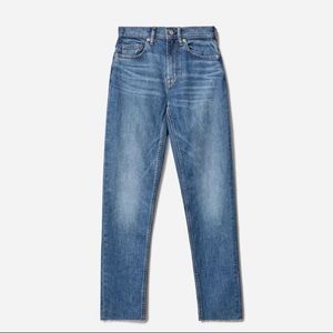 Everlane curvy cheeky jean. Crop. Classic Blue Raw Hem.
